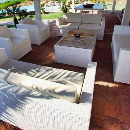 Sleeps 12 Pool Air Con Wifi Villa Castelsardo