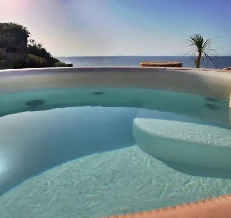 Sleeps 12 Pool Air Con Wifi