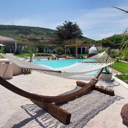 Villa Sleeps 12 Pool Air Con Wifi
